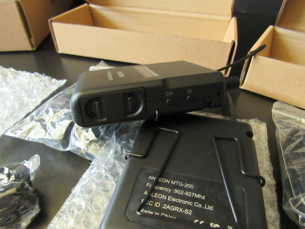 ANLEON MTG-200 Wireless Tour Guide & Language Interpretation System-3 Receivers