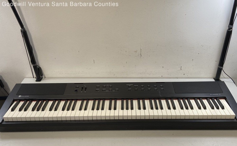 Williams Allegro lll Electric Keyboard