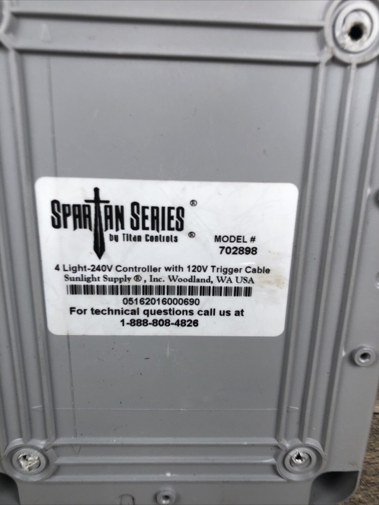 Titan Controls Spartan Series 4 Light Controller 240V Model 702898
