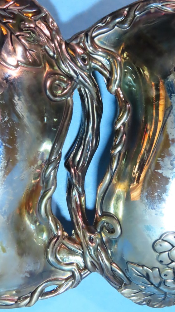 Vintage Godinger Silver Plated Grape Design Double Heart Serving Nut Fruit Dish