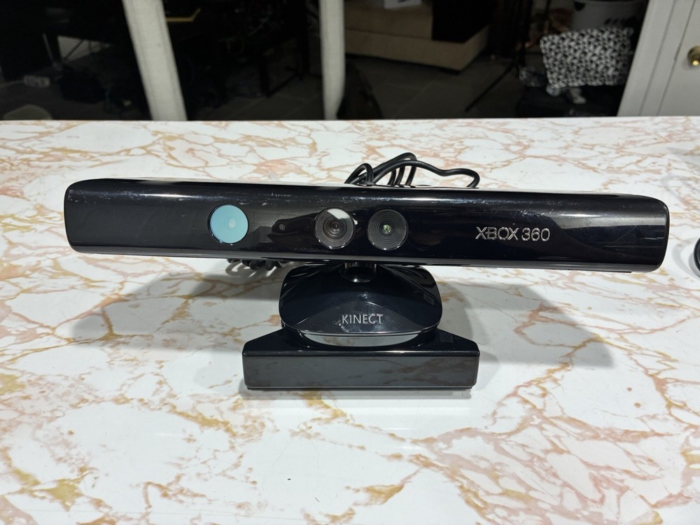 Microsoft Xbox 360 Kinect Sensor Bar Model 1414 Black With Clip