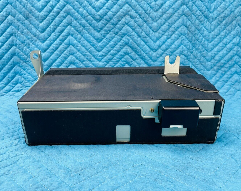 Lexus LS400 CD Changer Player 1998 1999 2000 OEM