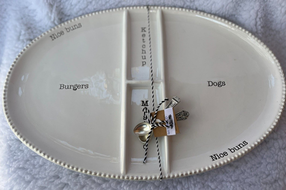 MUD PIE ~ "NICE BUNS" BURGER / HOT DOG / CONDIMENTS / SPOONS / SERVING PLATTER