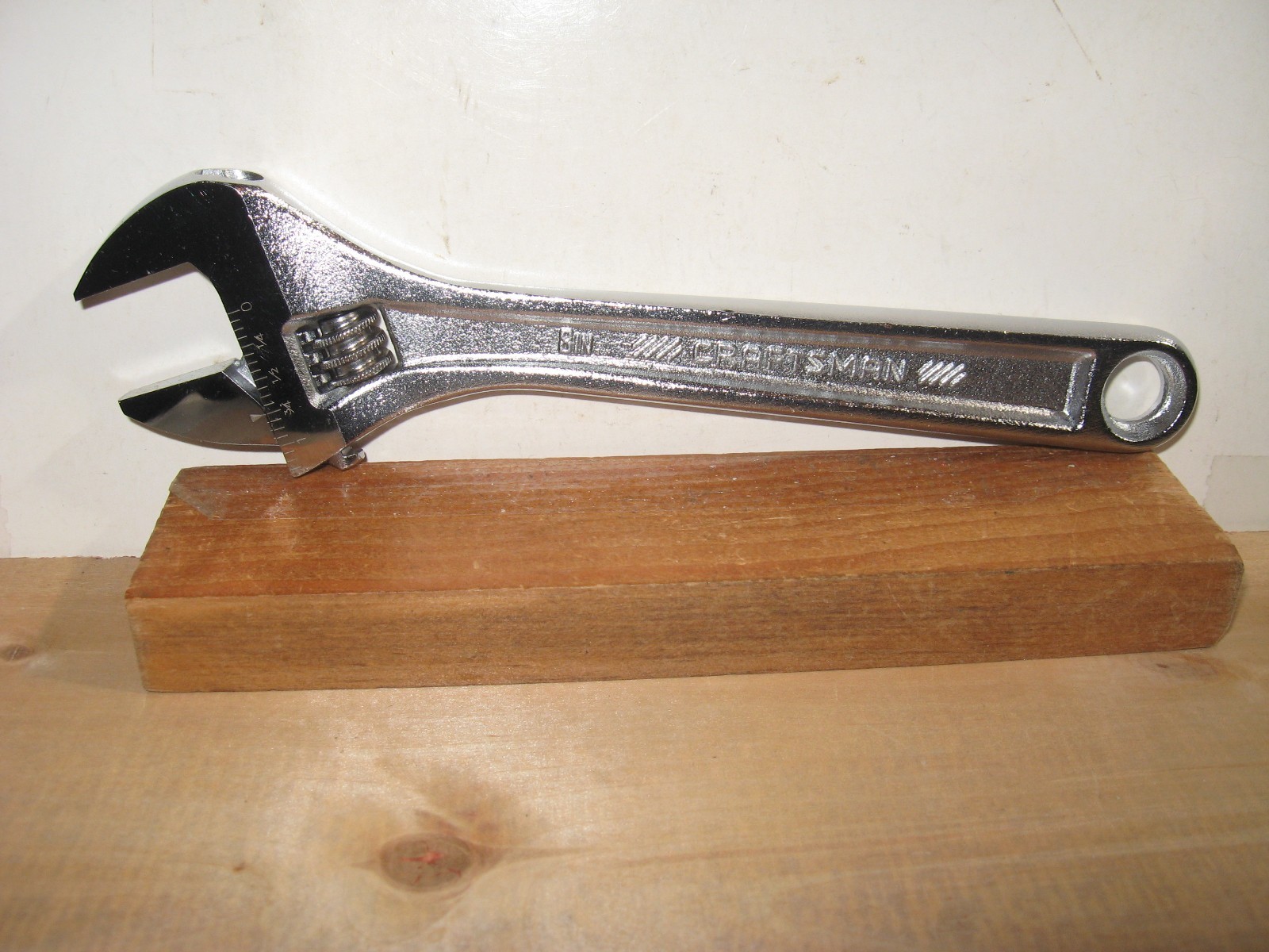 Craftsman 8 in. / 200mm  Adjustable Wrench  =-Excellent