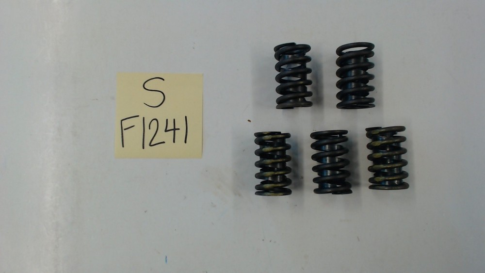 Clevite 212-1150 (24-677) Valve Spring