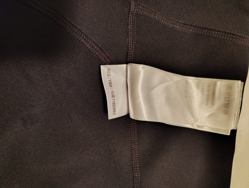 On Cloud Performance Tights 7/8 - Women's Medium