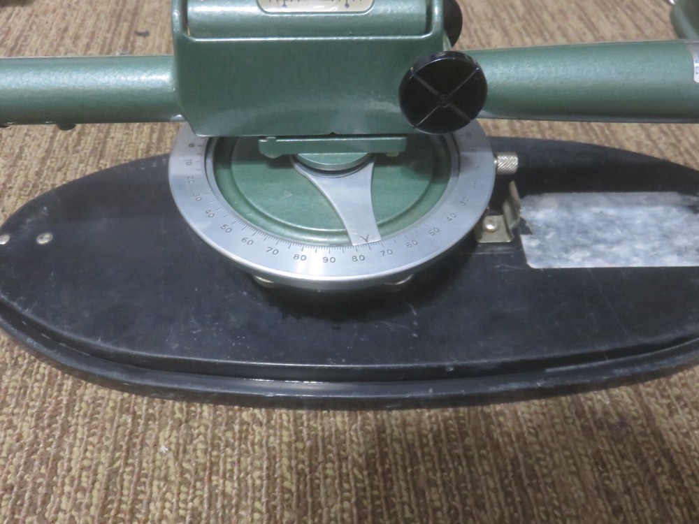K&E LAND SURVEYORS LEVEL