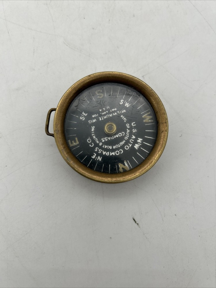 ANTIQUE U.S. AUTO COMPASS CO. BRASS COMPASS / MISSING DIAL