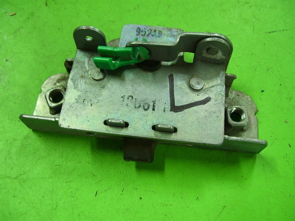 2015 Ram Tailgate Tail Gate Latch left driver side 2013-2018 OEM