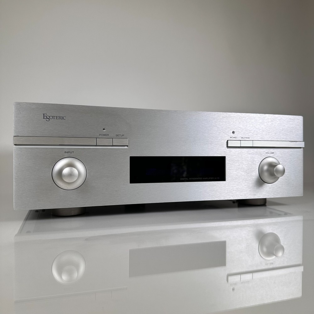 Esoteric AI-10 Integrated Amplifier; AS-IS