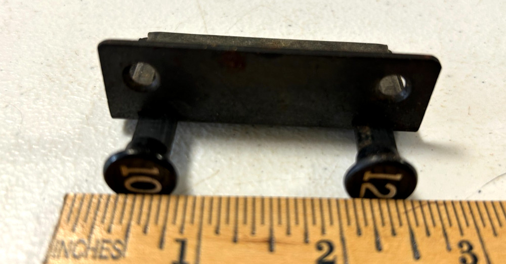 Antique Edison Disc Phonograph Player C-19; SM171499; Part: 10 & 12 Knobs Pulls