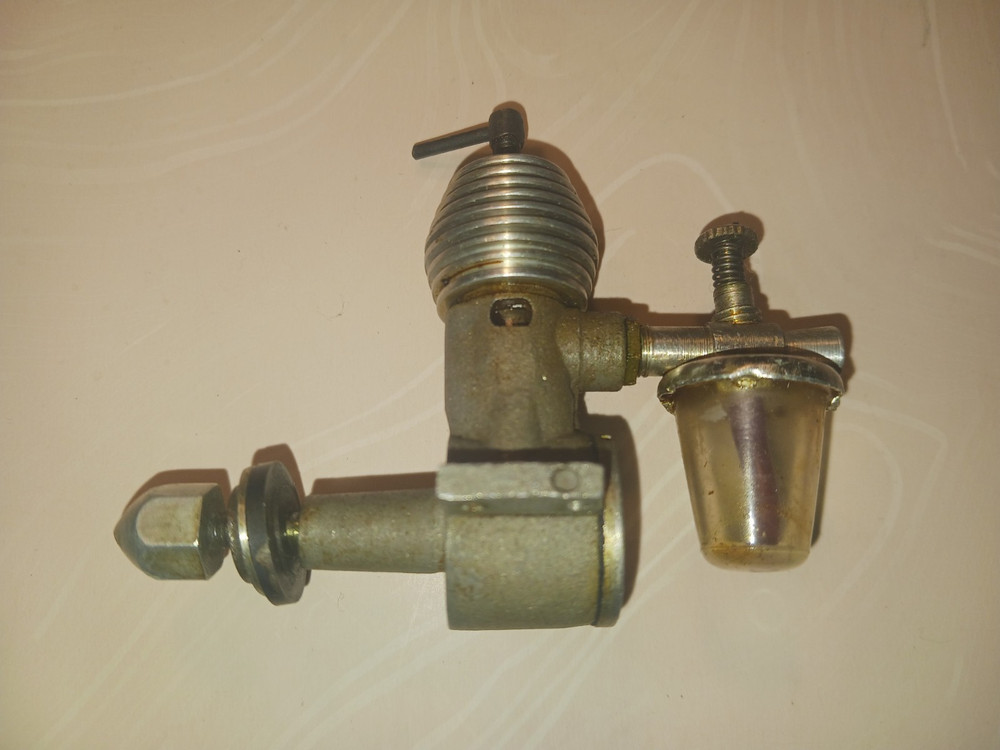 Vintage Aurora K .75 Mills RC Plane Engine