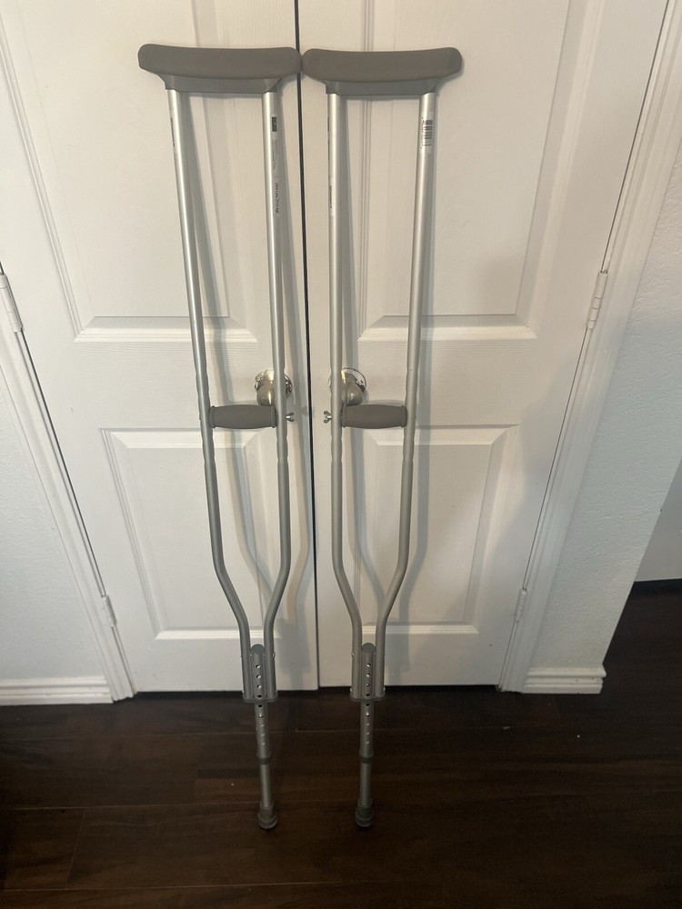 Medline Crutches