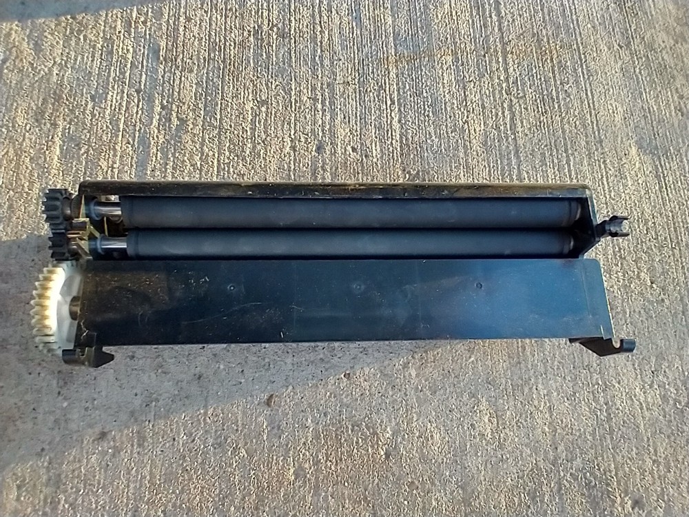 Agfa Dlab1 , paper processor crossover assembly, with rollers and springs, used.