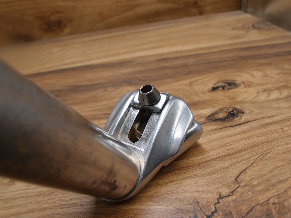 MTB silver plain seatpost 30.2 mm