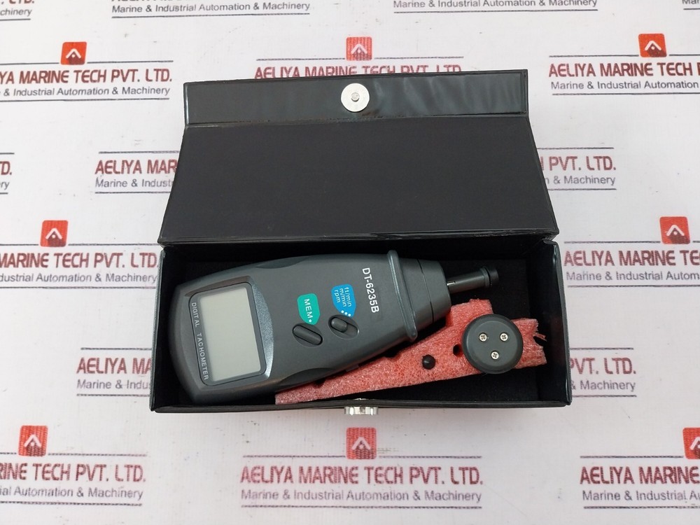 DT-6235B Digital Contact Tachometer Meter Surface Speed
