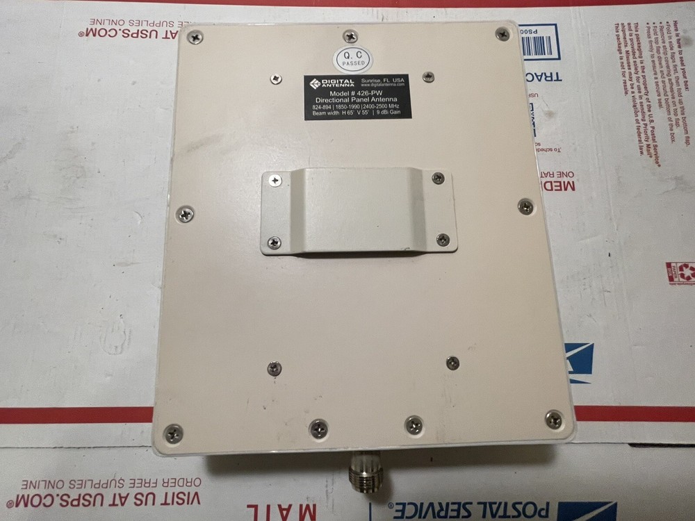 Digital Antenna 426-PW Directional Multi-Band Panel Cellular Antenna
