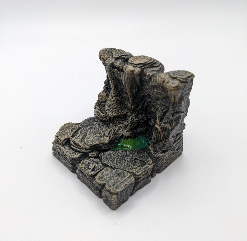 DWARVEN FORGE Caverns Universal STAGNANT WALL PAINTED CV-601 Dwarvenite