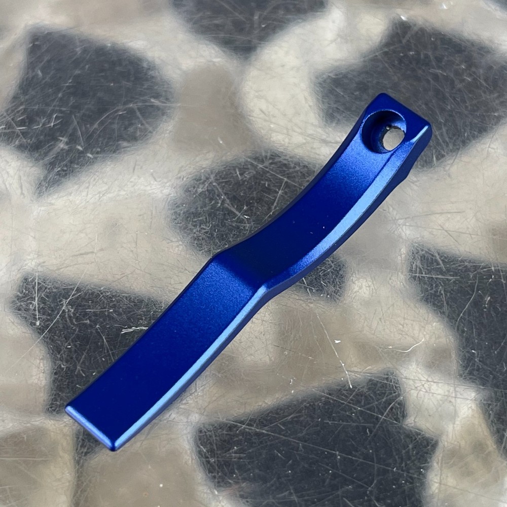 NEW Dye Switchblade Trigger Blade - Deuce - Blue