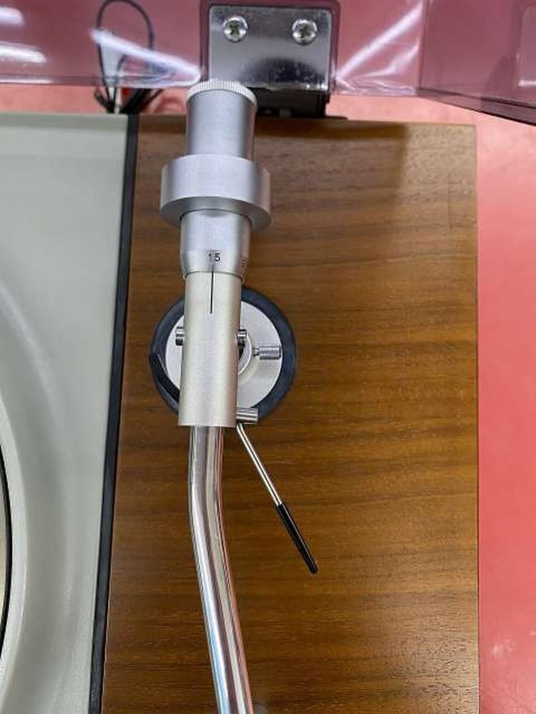 Denon DP-2700 Direct Drive Turntable Record Player