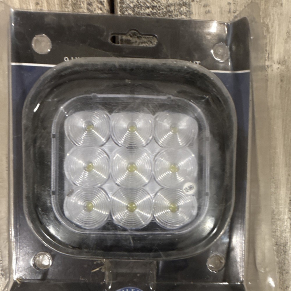 Universal 9 High Power LED Compact Work-Flood Light