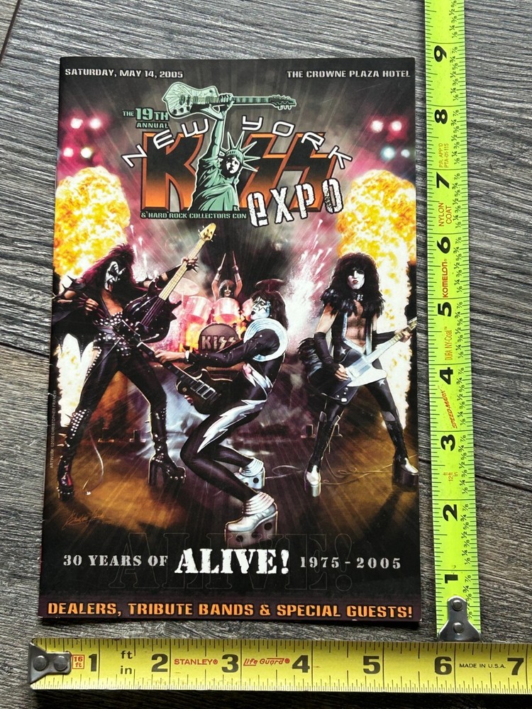 KISS Program 19th NY Kiss Convention ERIC SINGER Lydia Criss Ken Kelly 2005