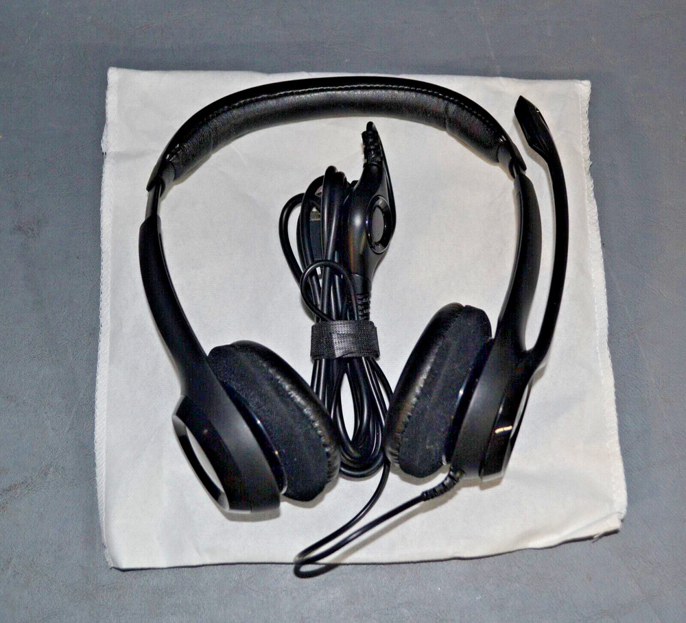 Logitech H390 Overhead USB Computer Headset w/ Noise-Canceling *NEW OPEN BOX*