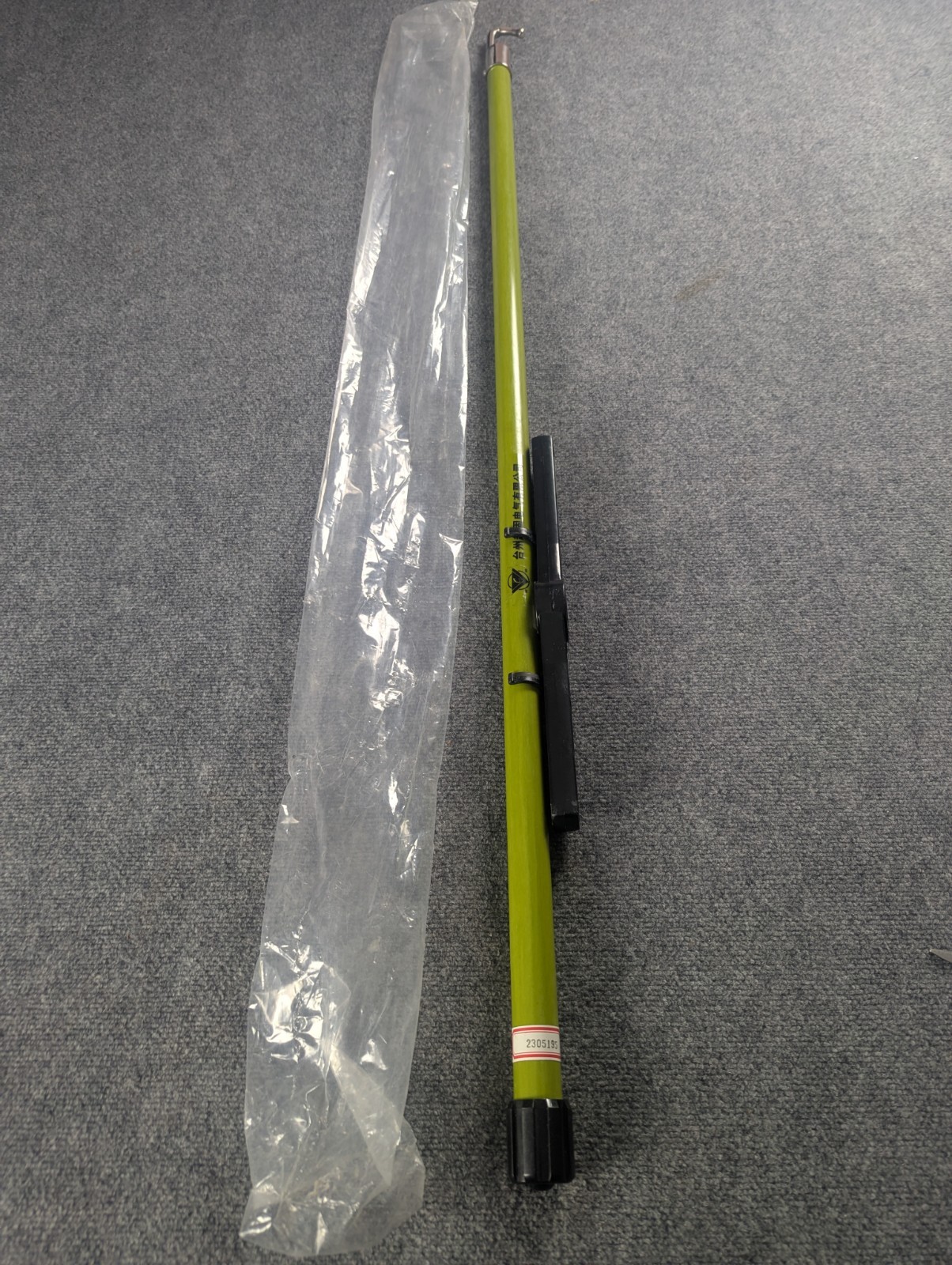 Hotstick Unbranded Fiberglass 54" Inches / Adapter Included