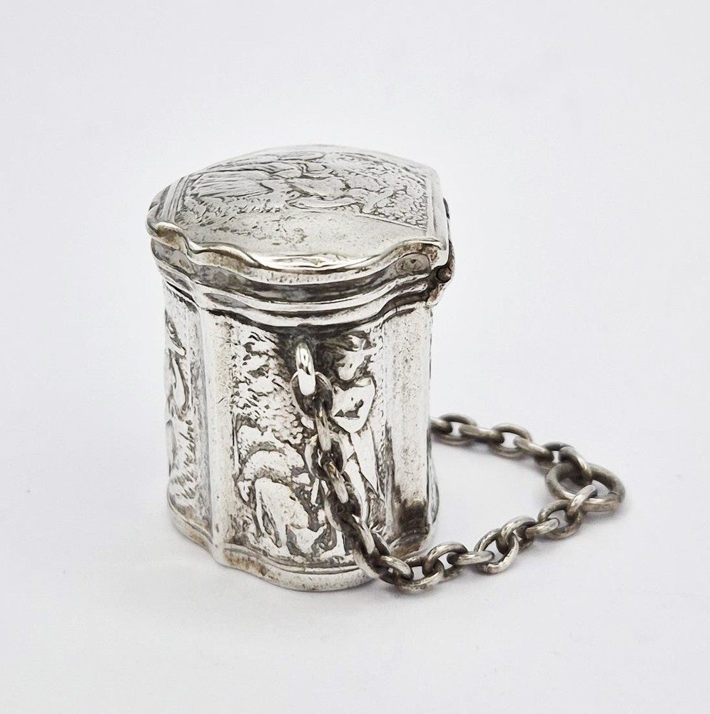 19TH CENTURY DUTCH SOLID SILVER REPOUSSE CHATELAINE MINT BOX