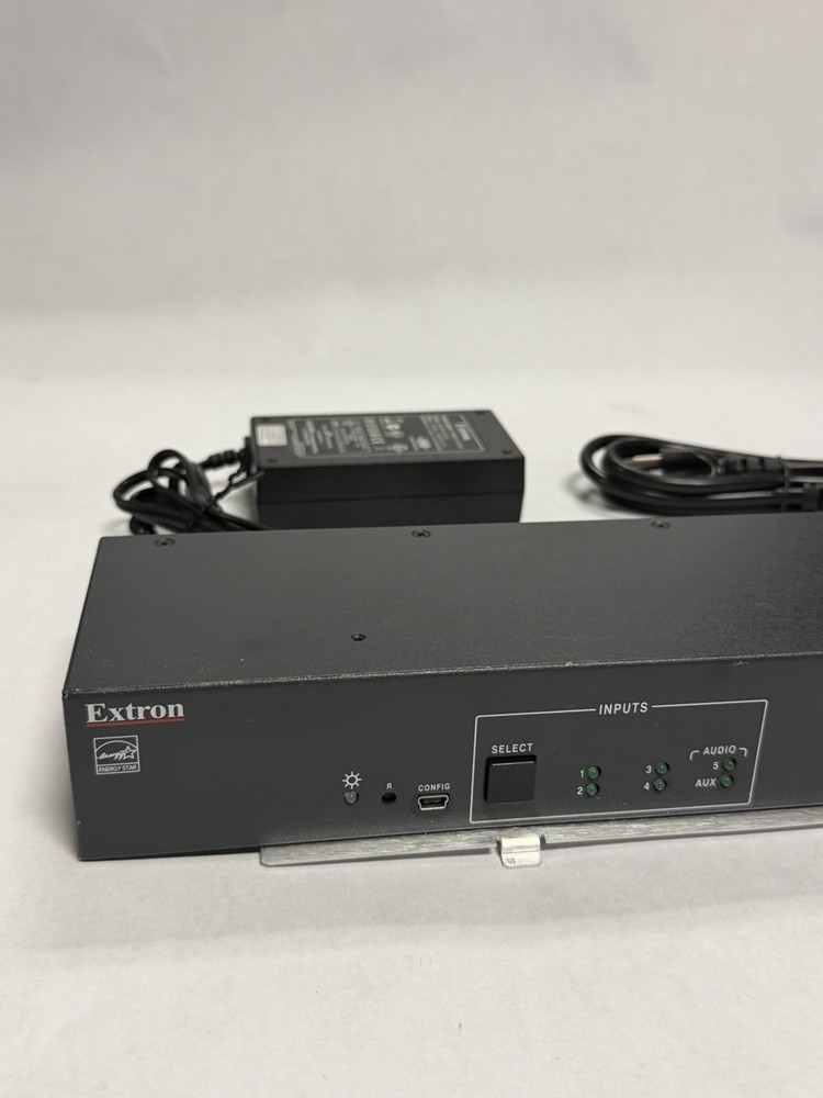 Extron PVS 405D Polevault Switcher With Power Adapter