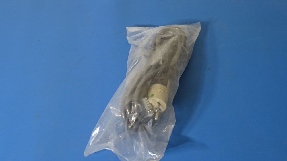 electrical power cord  CABLE