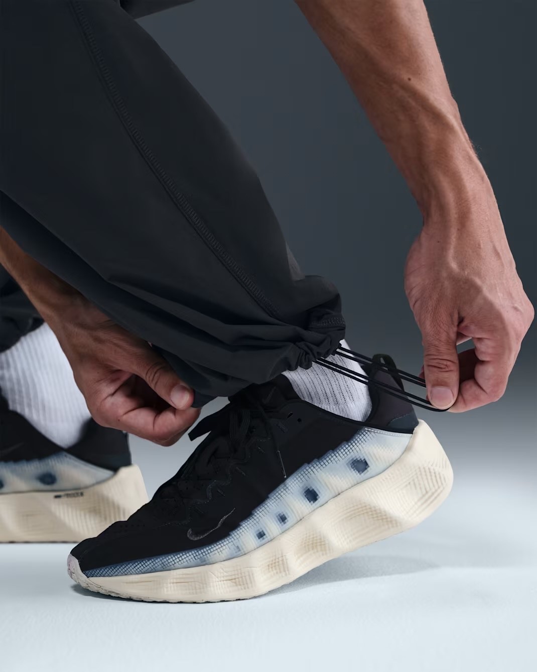 Nike Tech Dri-FIT Woven Oversized Pants IH8466-060 Anthracite (Men’s Small) S