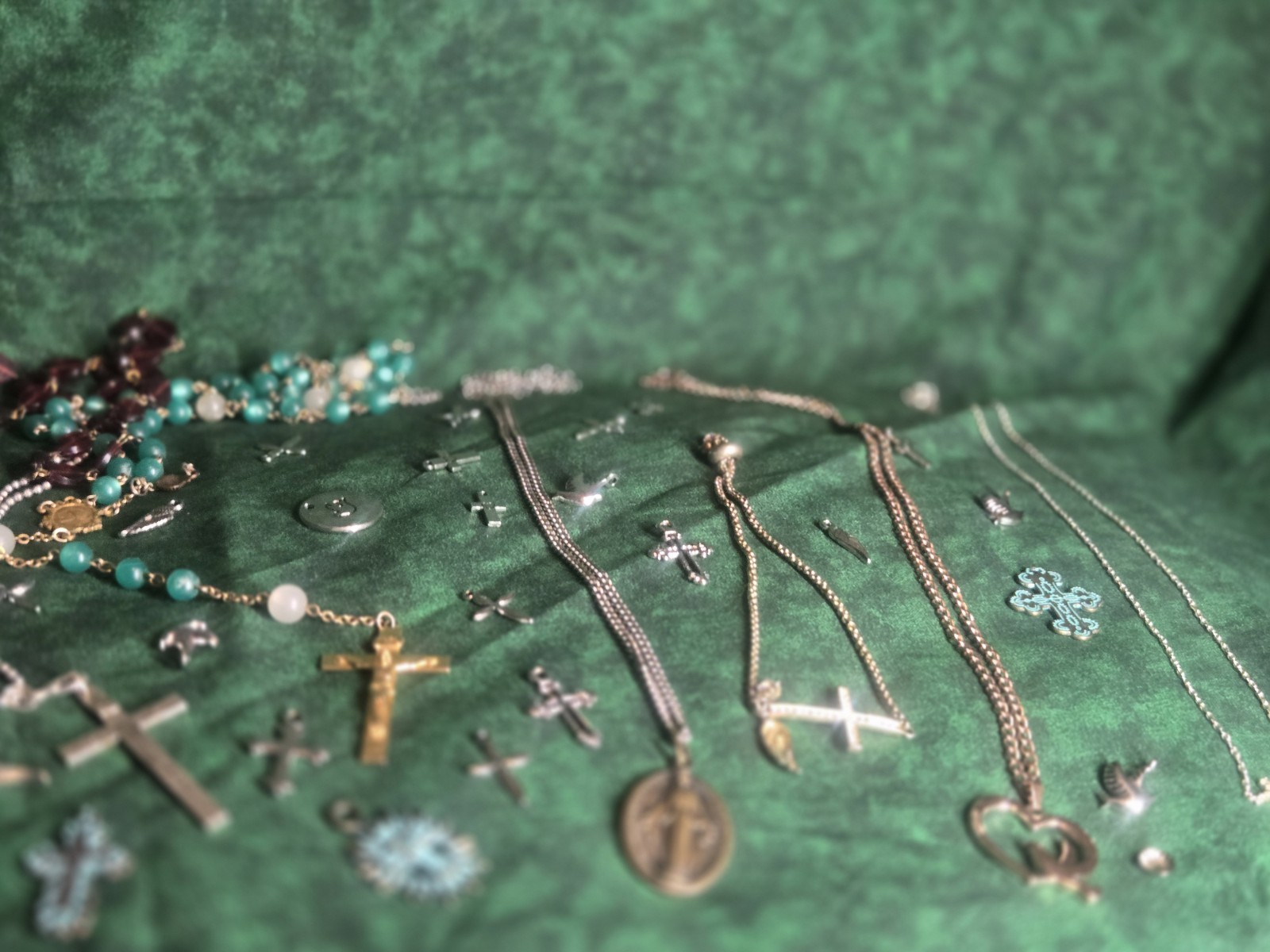 Huge Lot of Cross Necklaces, Pendants, Rosaries, Charms, 22k, sterling, hge.