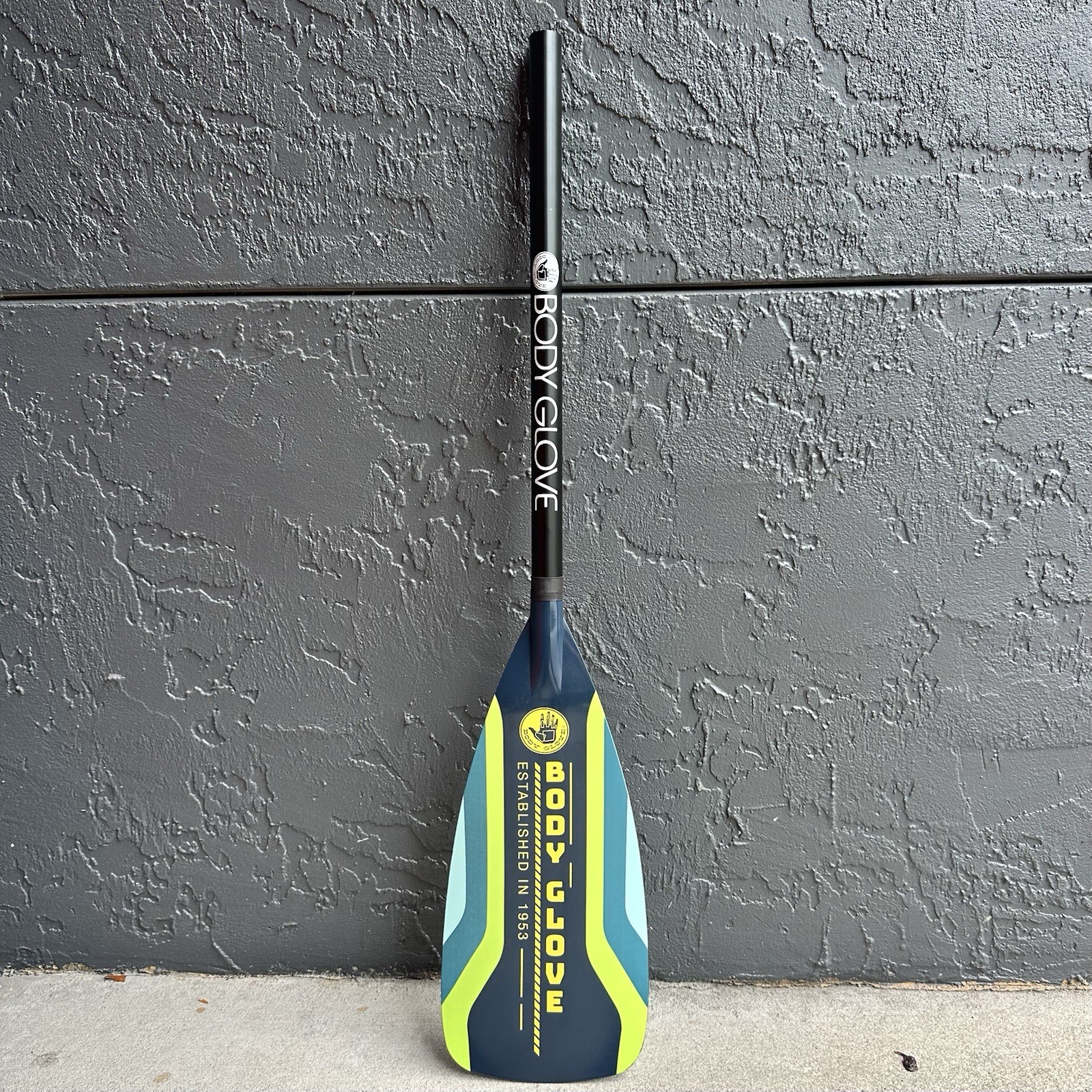 3-Piece Adjustable SUP Paddle –Lightweight, Floating Aluminum Shaft (Body Glove)