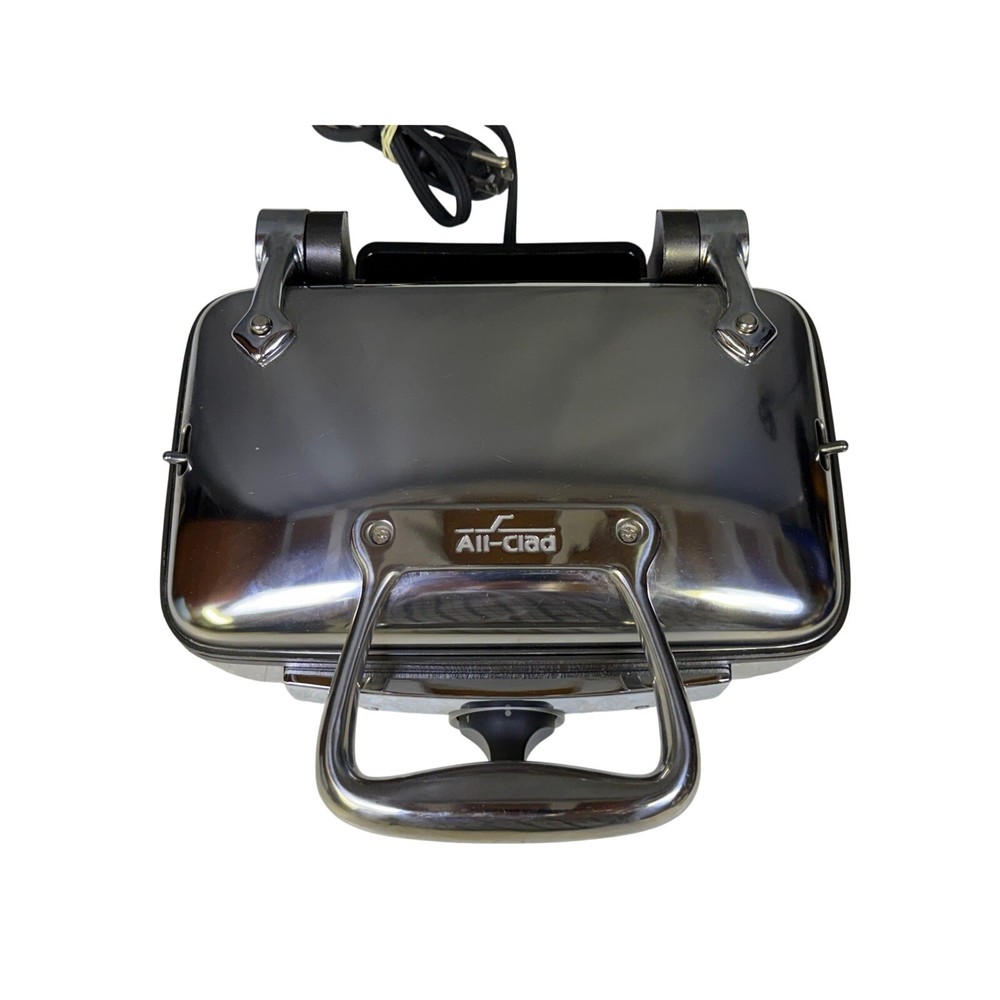 All-Clad Waffler 2 Square Belgian Waffle Maker Model 6061