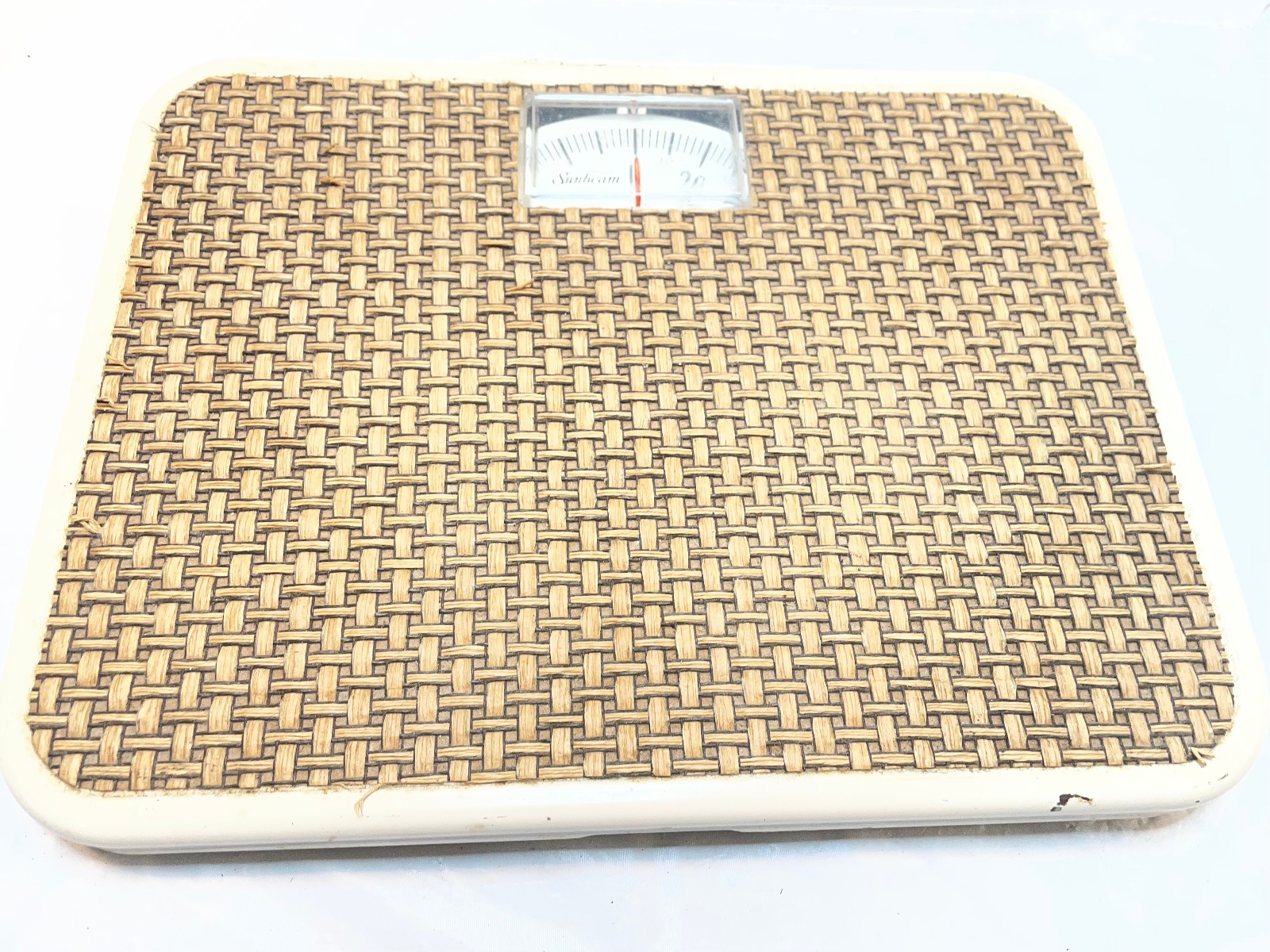 Vintage Sunbeam Bathroom Floor Scale Rattan Woven Pattern Mechanical 260 lbs