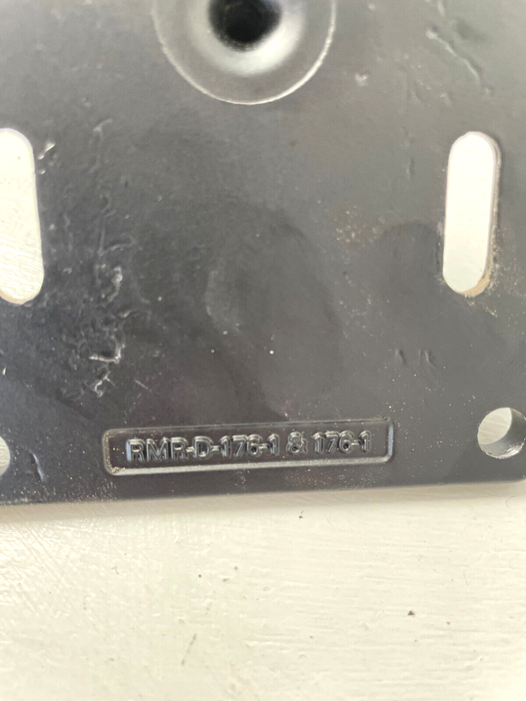 RAM Mount with Bracket Plate RMR-D-176-1