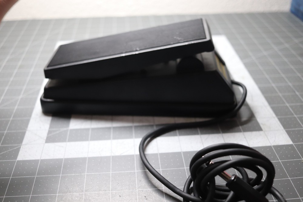 Vintage EMU Systems Expression Pedal