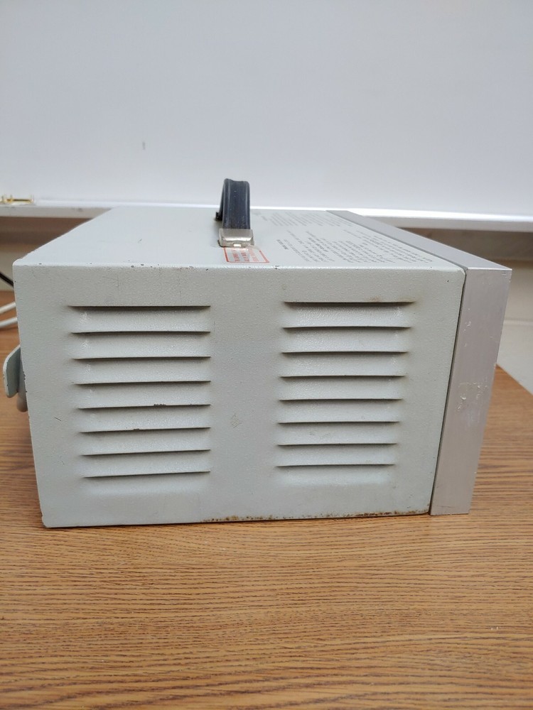 Karl Storz Twin Cold Light Source/Illuminator Model 483C