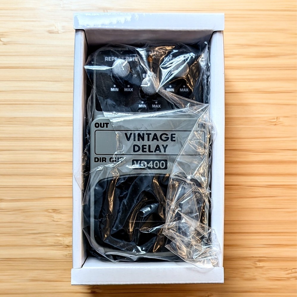 Behringer VD400 Vintage Analog Delay Effects Pedal