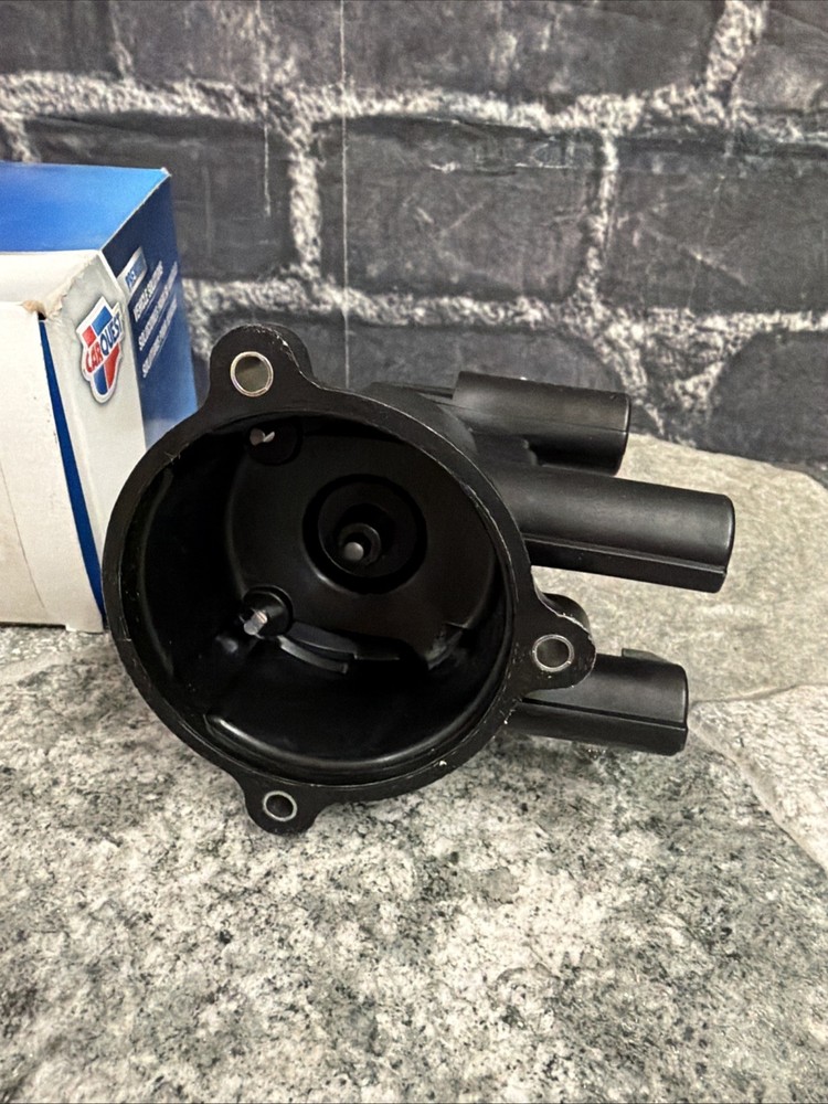 Carquest Distributor Cap CAC1584 *NOS* Same as Standard JH-189