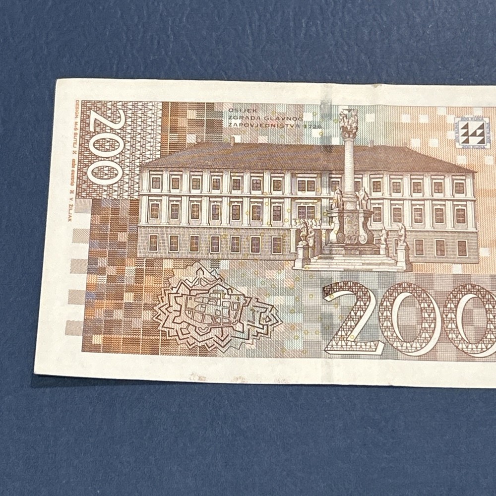 Croatia- 200 Kuna- 2002