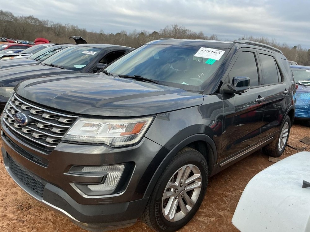 Fuse Box Engine Fits 17 EXPLORER 4972048