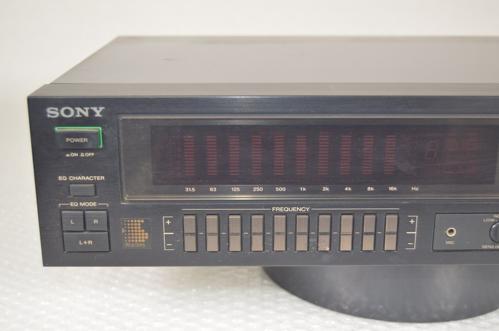 Sony SEQ-333ES Program Equalizer 10-Band Stereo Graphic Equalizer Working