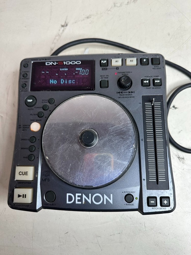 Denon DN-S1000 tabletop DJ CD/MP3 player