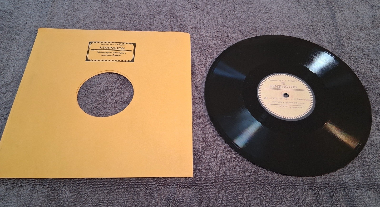 THE QUARRYMEN / (EARLY BEATLES) / ORIGINAL 78 DISC RECORDING / REPLICA