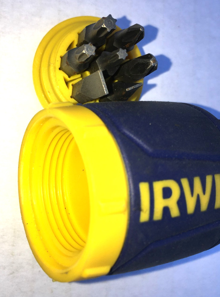 Irwin 8-in-1 Multi-Tool Stubby Screwdriver Nutdriver