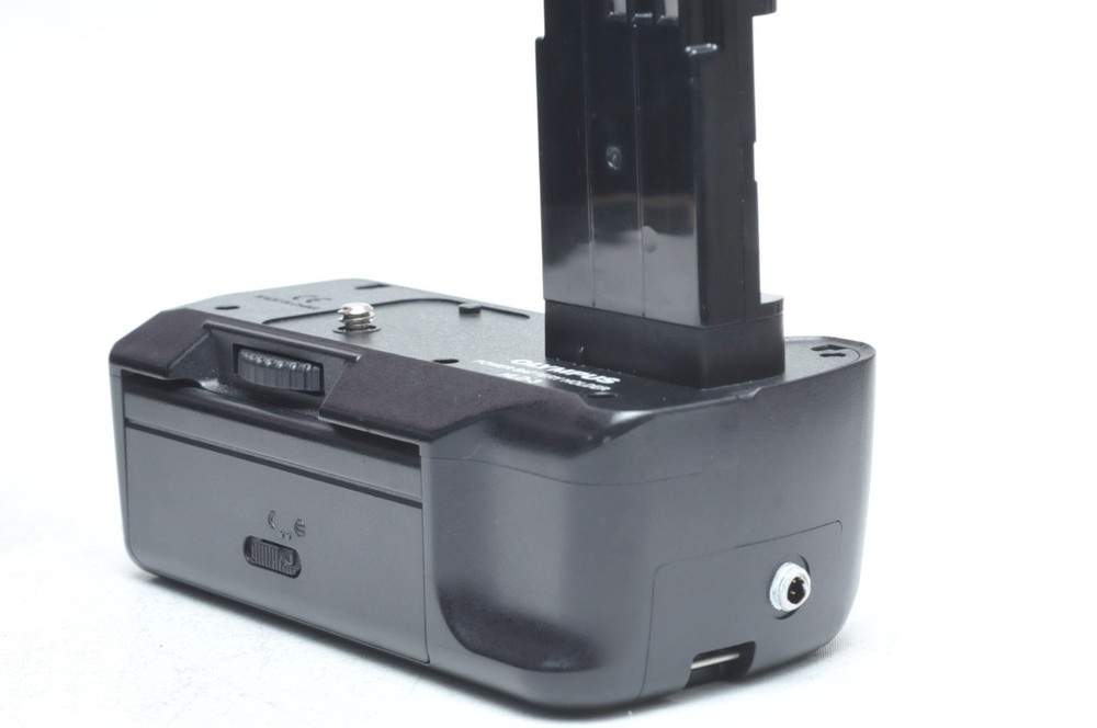 Olympus HLD-3 Power Battery Holder for E-300