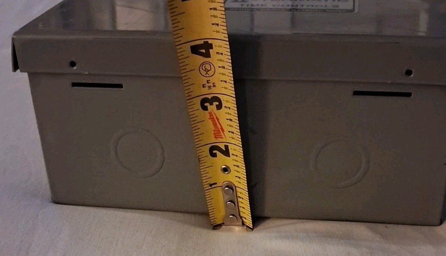 Intermatic T7401B 7-Day Mechanical Time Switch 4-Pole Enclosure