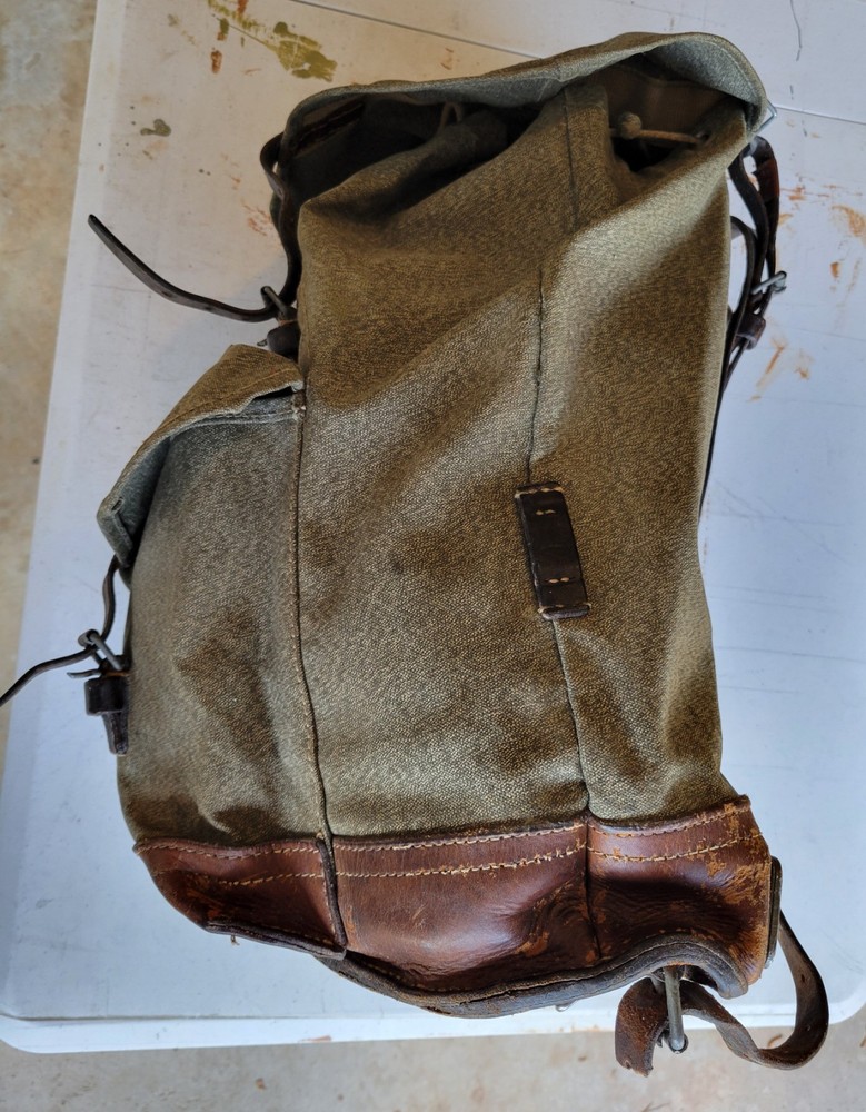 Swiss Army Mountain Pack Backpack Rucksack Canvas Salt & Pepper